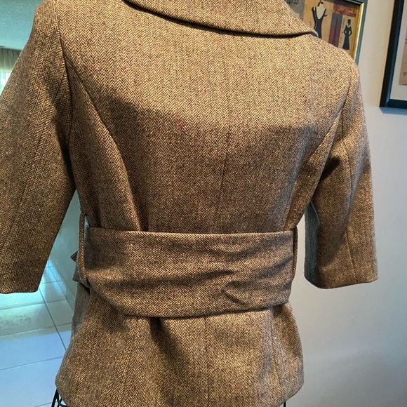 Jacket - Picture 4 of 4